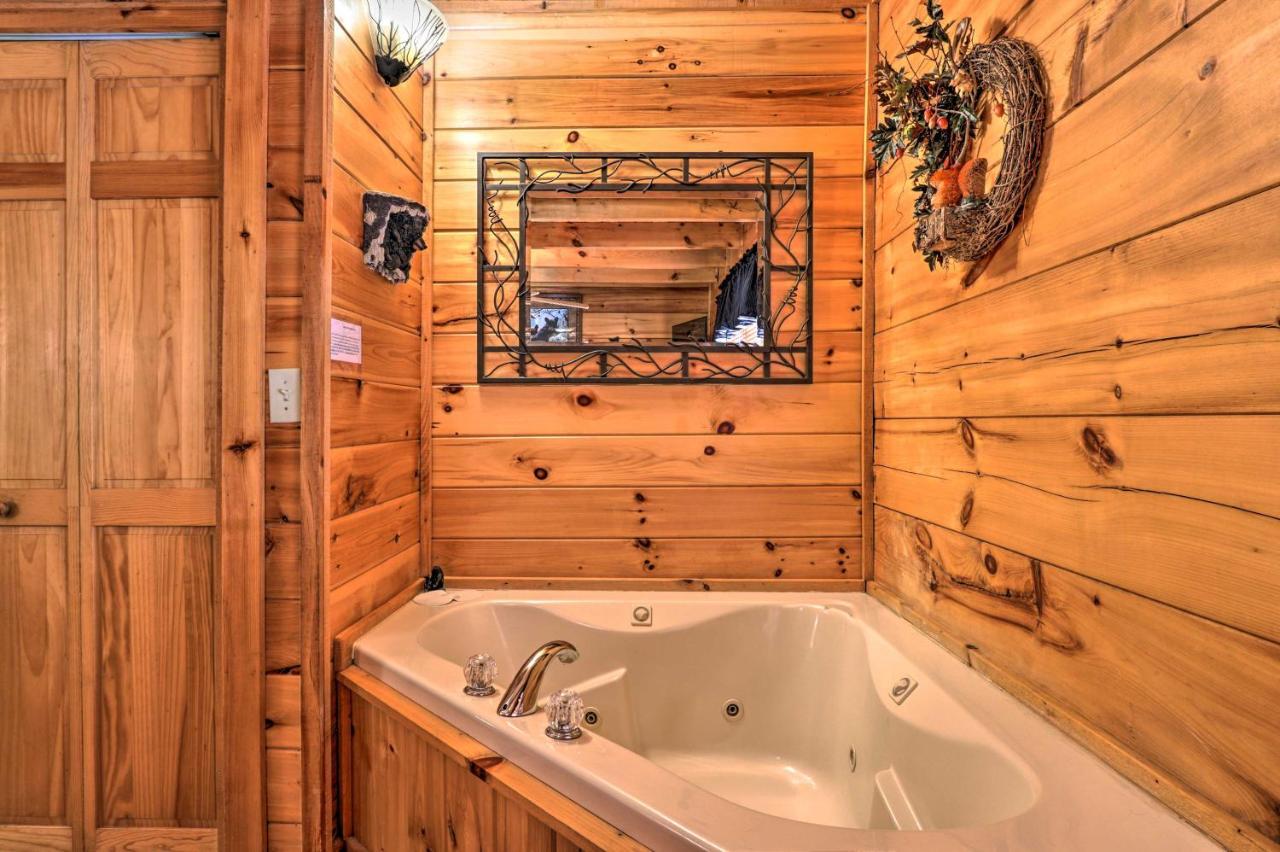 Pigeon Forge Getaway With Covered Patio And Hot Tub! Exteriér fotografie