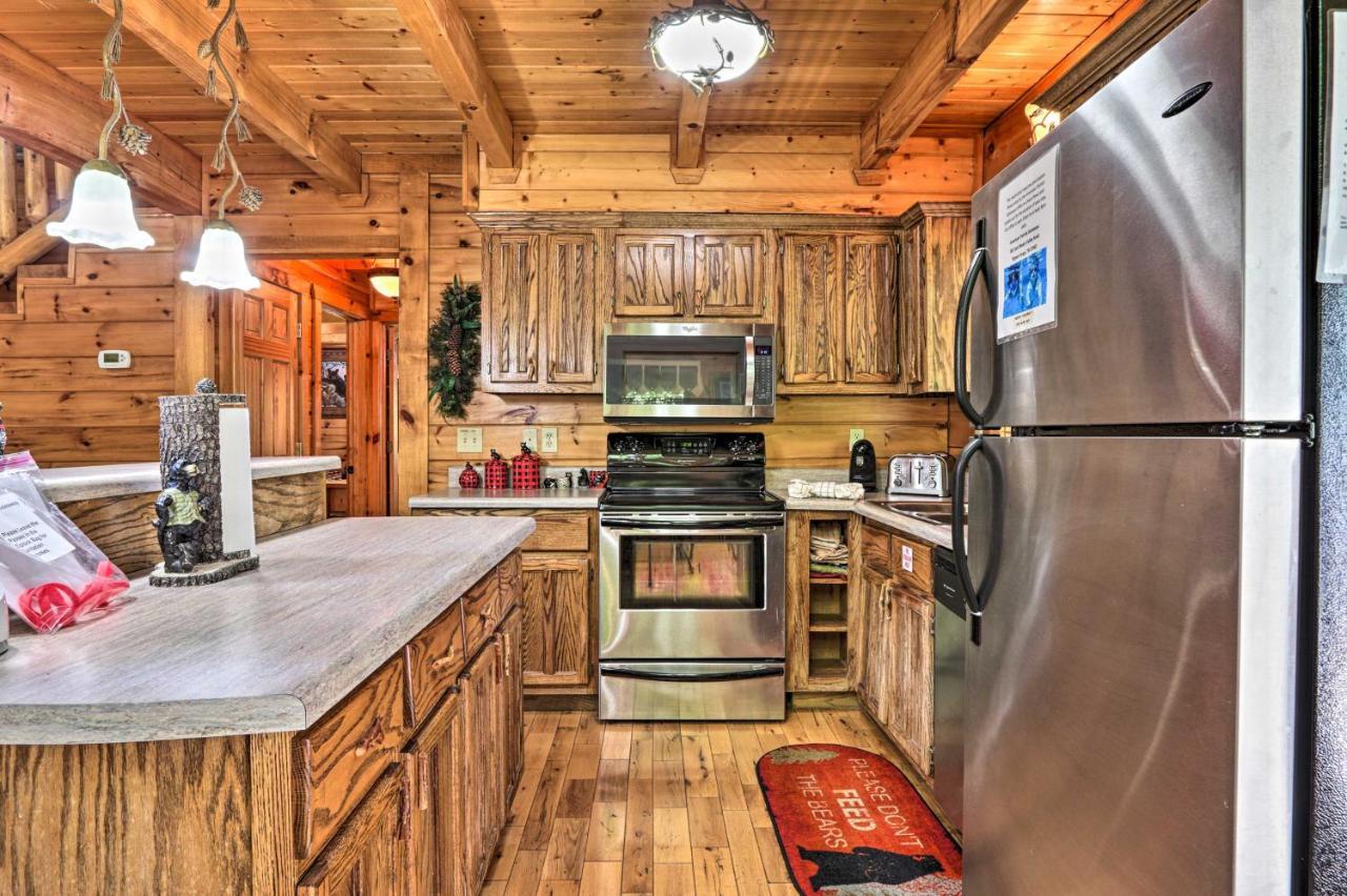 Pigeon Forge Getaway With Covered Patio And Hot Tub! Exteriér fotografie