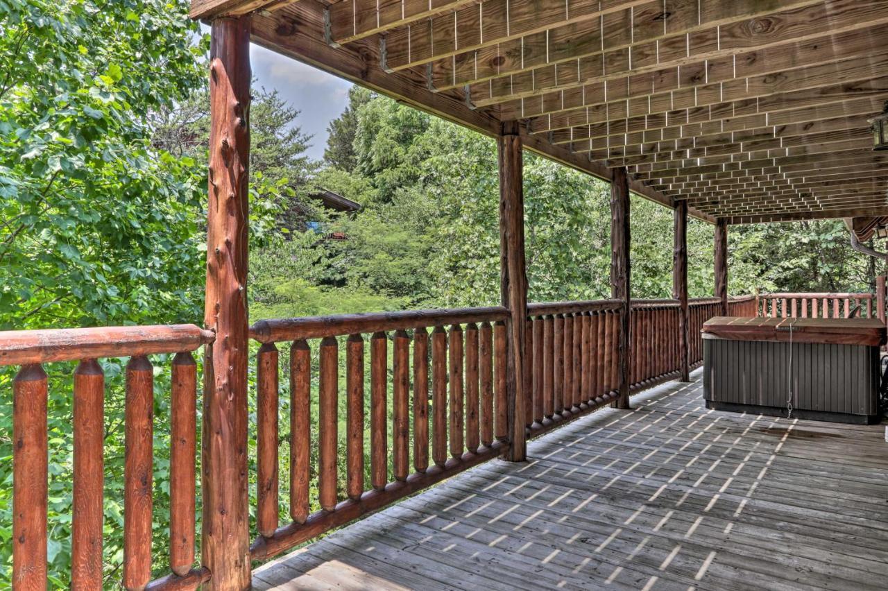 Pigeon Forge Getaway With Covered Patio And Hot Tub! Exteriér fotografie